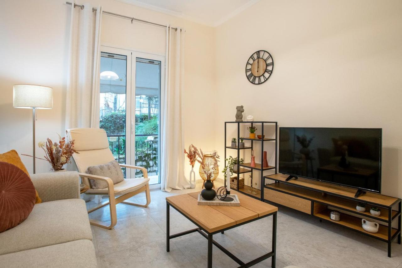 Helena'S Apartment In Corfu Town Buitenkant foto